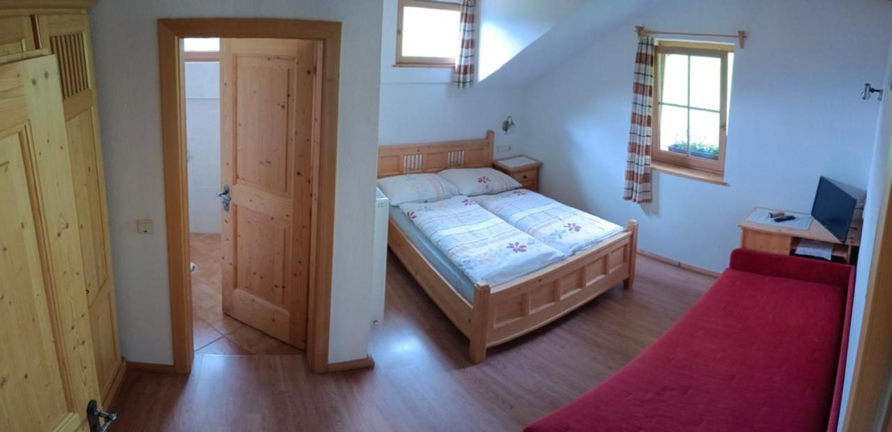 Naschthof Apartment Dobbiaco Luaran gambar