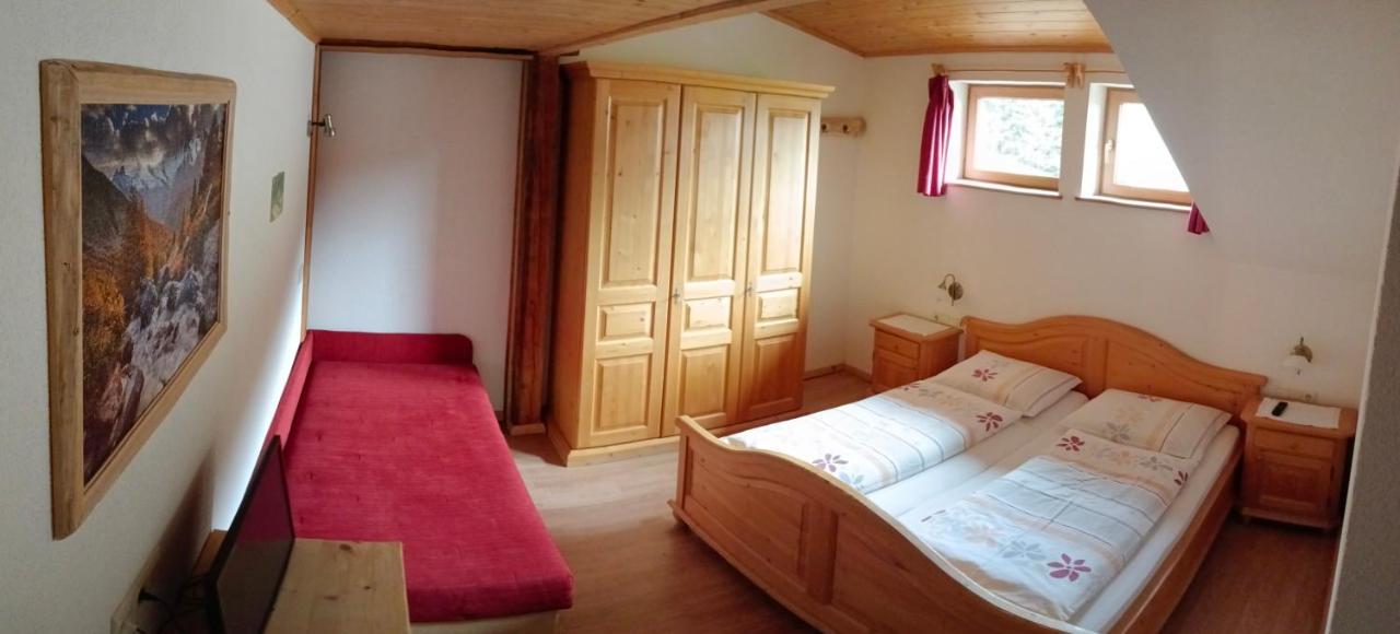 Naschthof Apartment Dobbiaco Luaran gambar